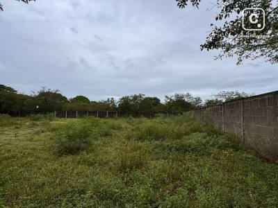 Terreno en venta en Granada – 2,845 varas²
