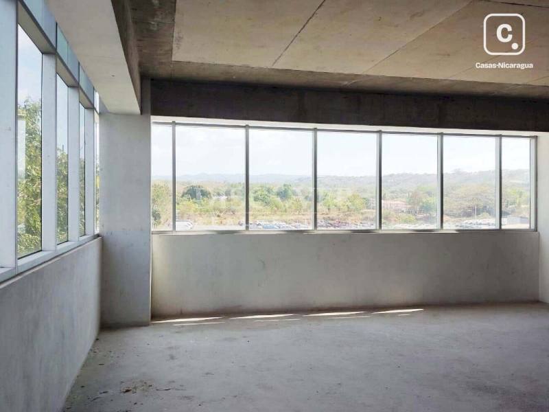 Edificio en venta o alquiler en Pista Jean Paul Genie, Managua – 6,000 m²