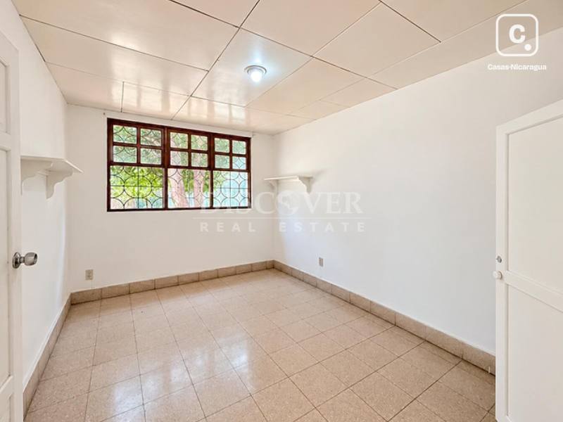 Apartamento en alquiler en Las Colinas, Managua – 2 hab, 100 m²