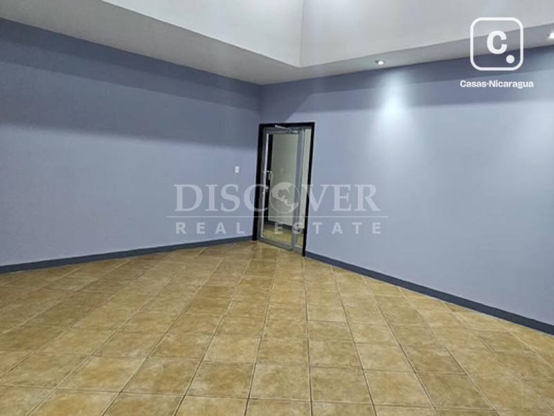 Local comercial en alquiler en Las Colinas, Managua – 259 m²