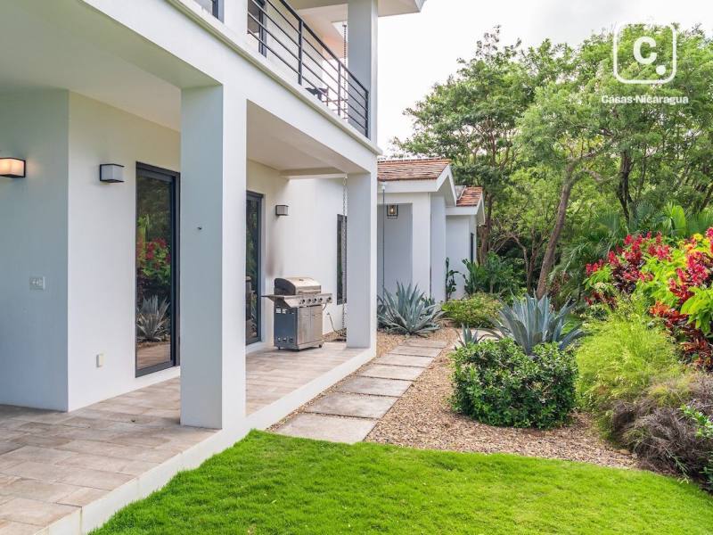 Casa en venta en Tola, Rivas – 3 hab, 8,670 varas²