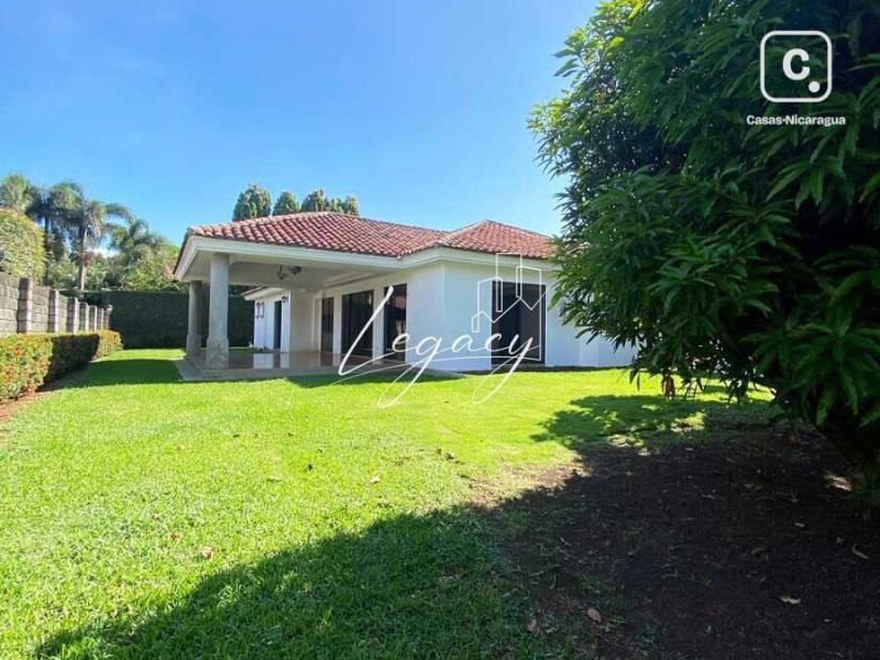 Casa en alquiler en Las Cumbres, Managua – 3 hab