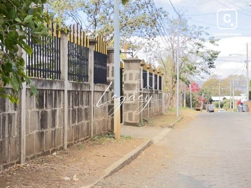 Terreno en venta en Altos de Ticomo, Managua – 2,663 varas²