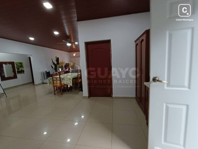 Casa en venta o alquiler en Las Colinas, Managua – 2 hab
