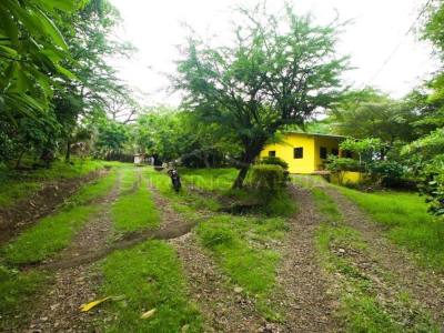Casa en venta en El Viejo, Chinandega – 1 hab, 81,088 varas²