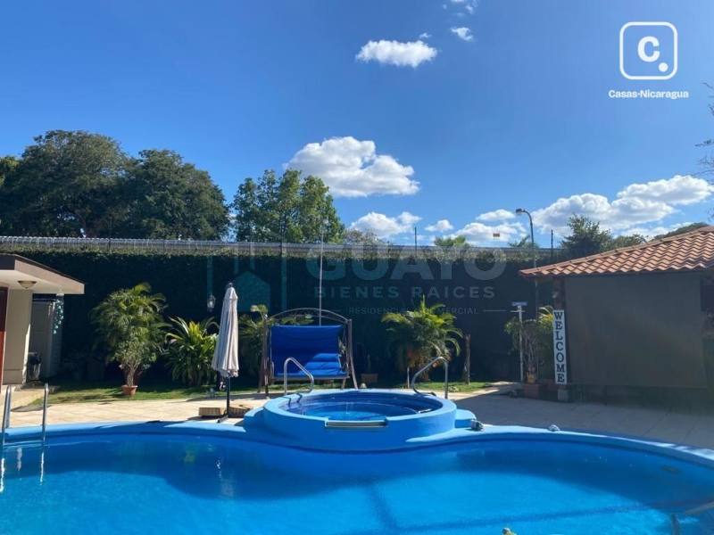 Casa en venta en Las Colinas, Managua – 5 hab, 1,400 m²