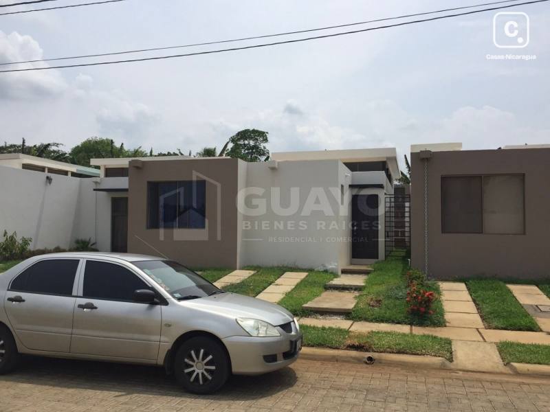 Casa en alquiler en Santo Domingo, Managua – 2 hab, US$ 700/mes