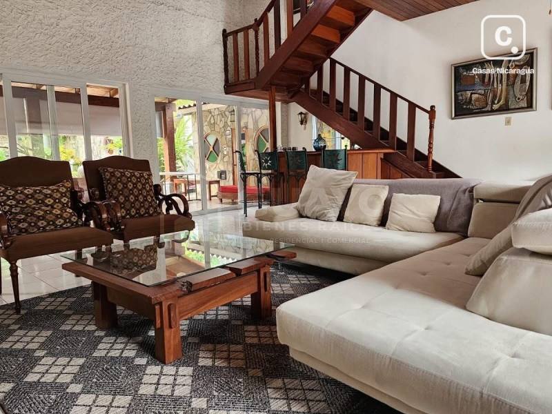 Casa en venta en Santo Domingo, Managua – 4 hab, US$ 600,000