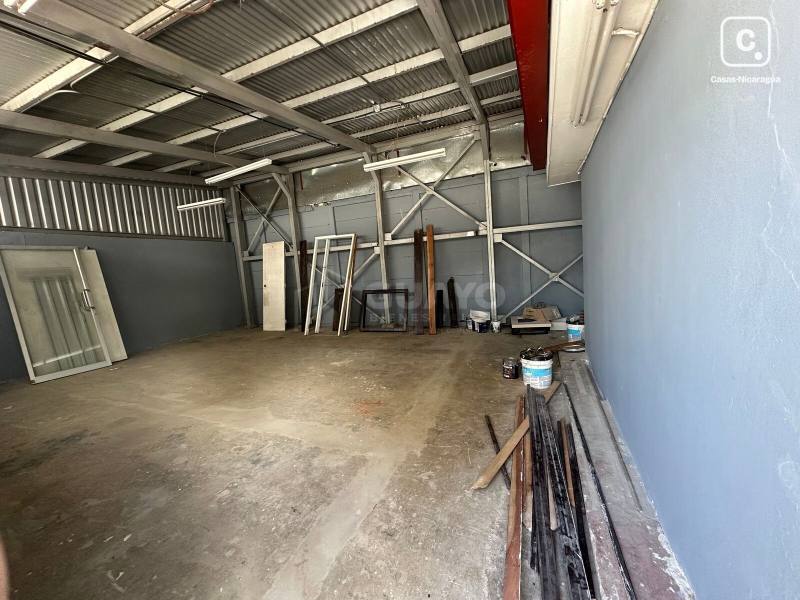 Bodega en alquiler en Las Colinas, Managua – 57 m²