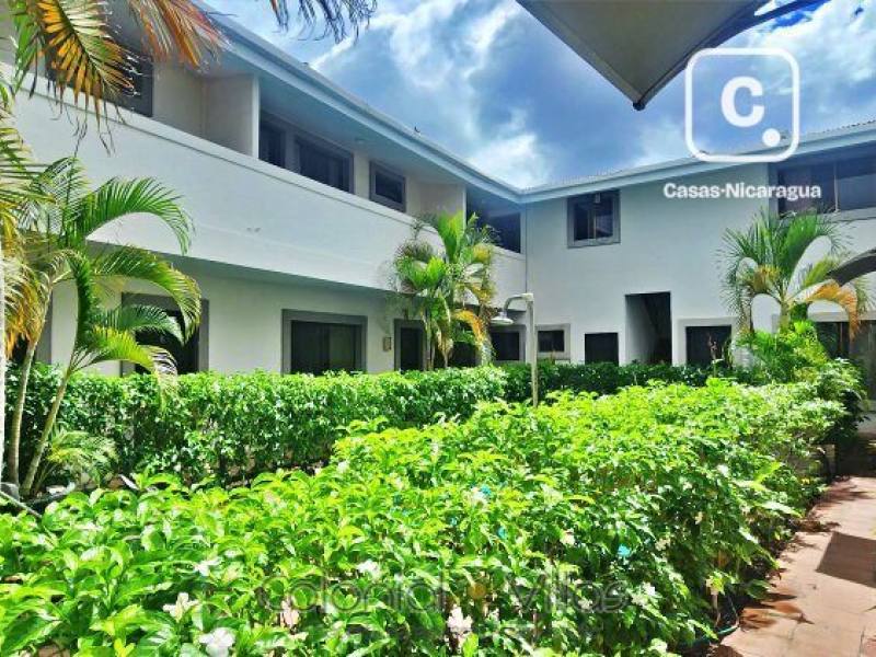 Apartamento en venta en Granada – 8 hab, 400 m²
