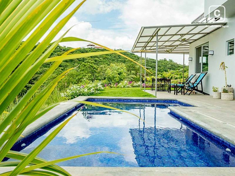 Casa de playa en venta en Tola, Rivas – 2 hab, 195 m²