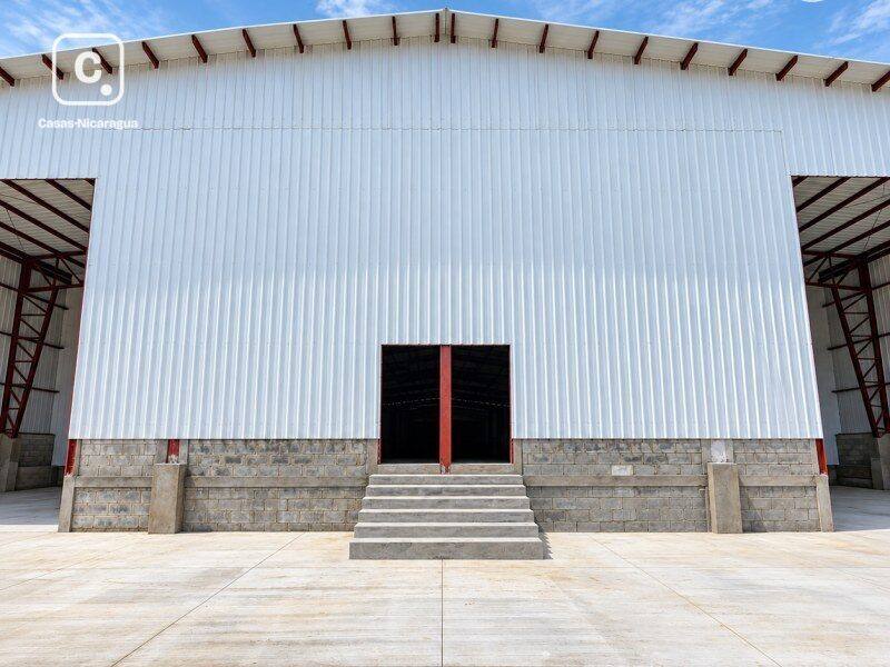 Bodega en alquiler en Carretera Nueva León, Managua – 3,000 m², US$ 12,900/mes