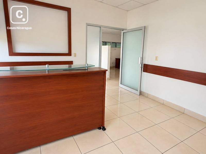 Edificio en alquiler en Planes de Altamira, Managua – 100 m²