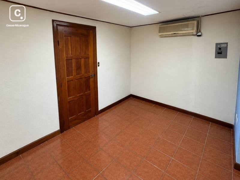 Edificio en alquiler en Altamira, Managua – 14 m²