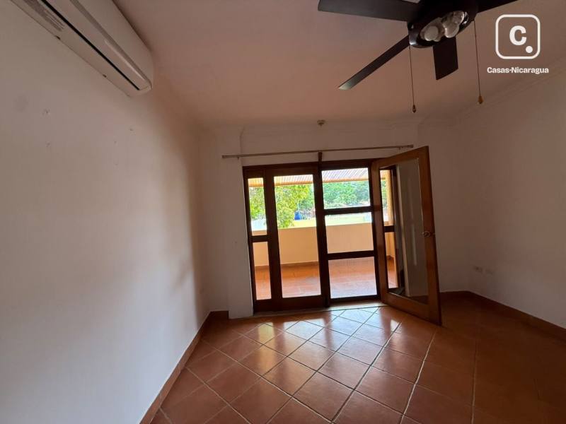 Casa en venta en Reparto San Juan, Managua – 3 hab, 270 m²
