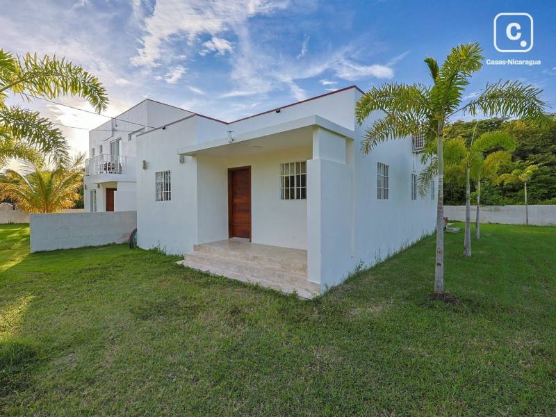 Casa en venta en San Juan del Sur, Rivas – 3 hab, 710 varas²