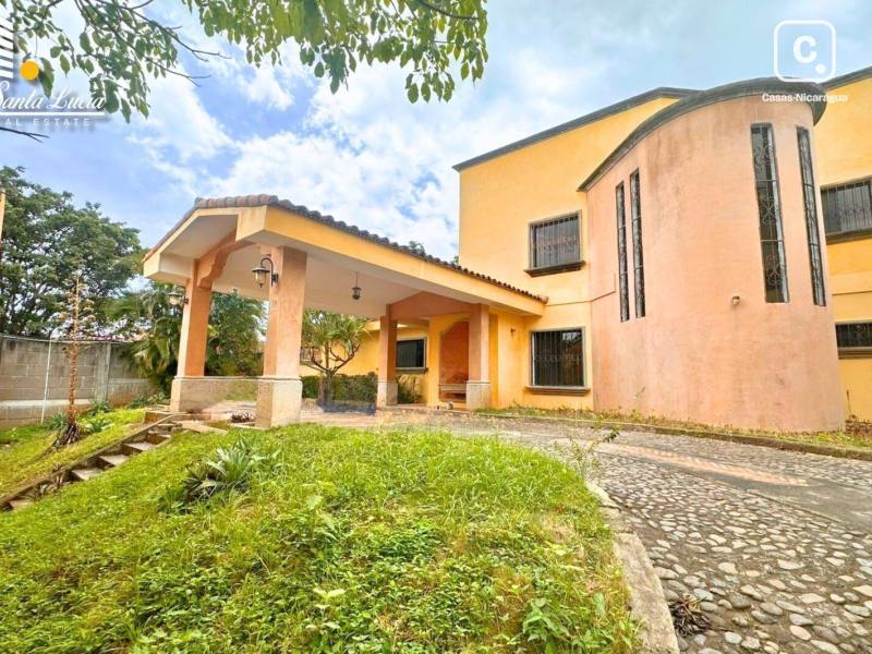 Casa en venta en Carretera Sur, Managua – 4 hab, 4,202 m²