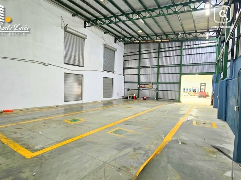 Bodega en alquiler en Montoya, Managua – 400 m²