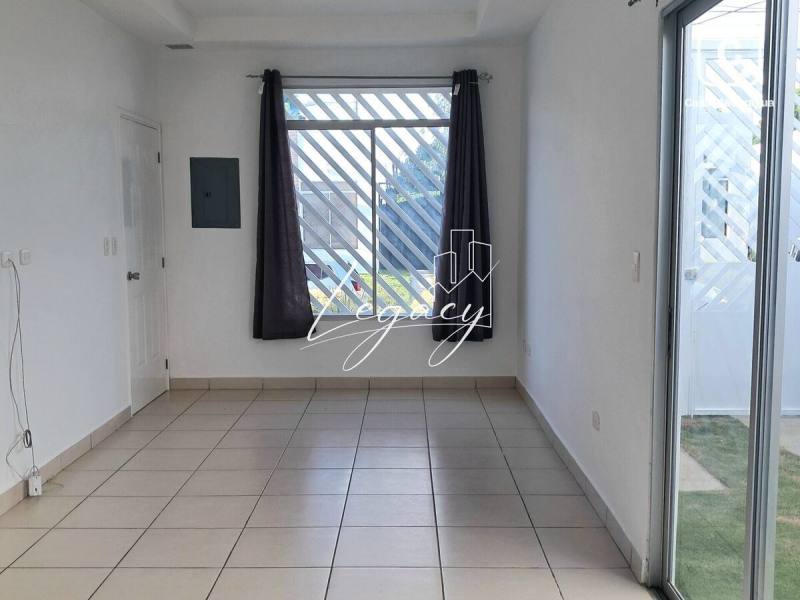 Casa en alquiler en Veracruz, Managua – 2 hab, US$ 550/mes