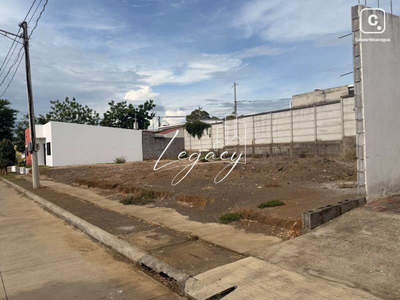 Terreno en venta en Veracruz, Managua – 634 varas²