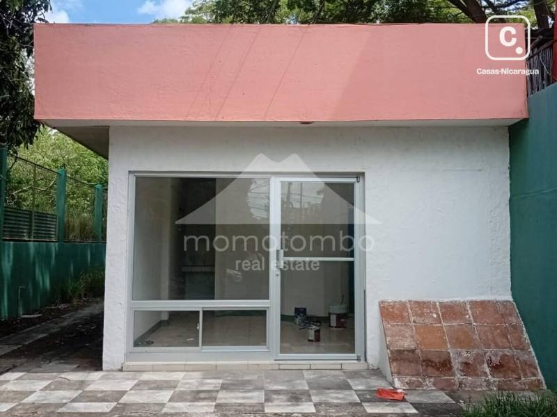 Oficina en alquiler en Bolonia, Managua – 100 m²