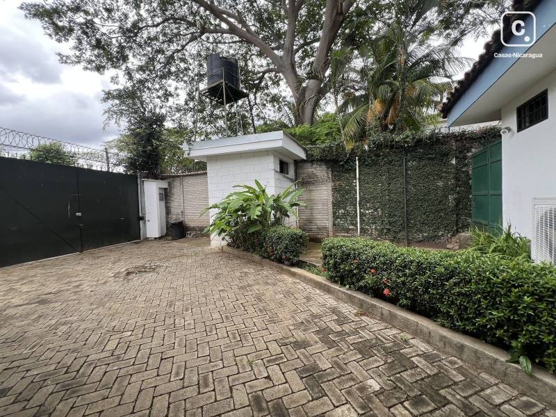 Casa en alquiler en Estancia de Santo Domingo, Managua – 3 hab, 270 m²