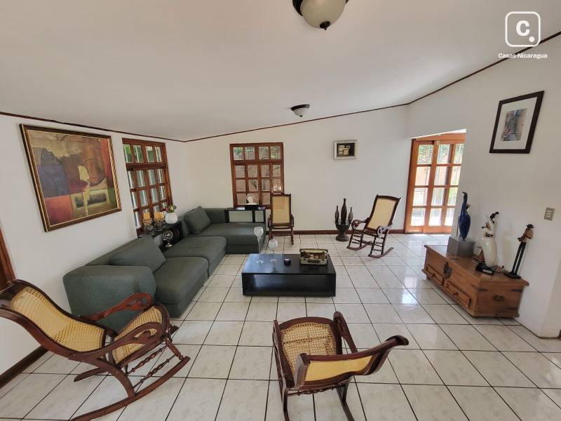 Casa en alquiler en Managua – 3 hab, 202 m²