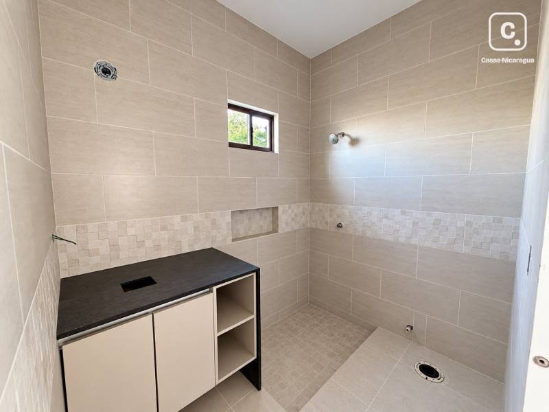 Casa en venta en Managua – 4 hab, 190 m², Ref KW2172443716371720