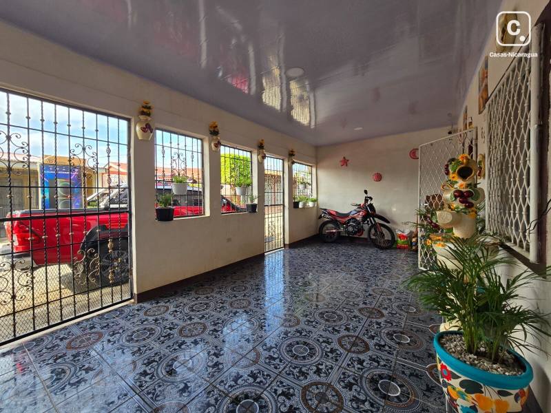 Casa en venta en Praderas del Doral, Managua – 3 hab, 150 m²