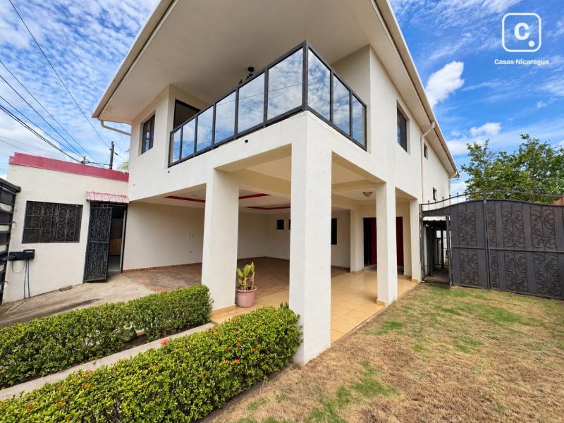 Casa en alquiler en Lomas del Valle, Managua – 5 hab, 400 m²