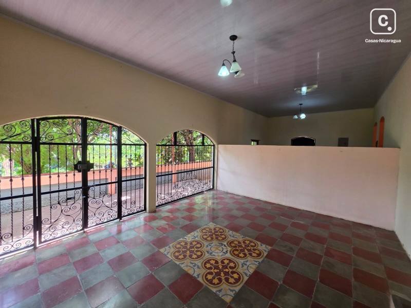 Apartamento en alquiler en Granada – 3 hab, 240 m²