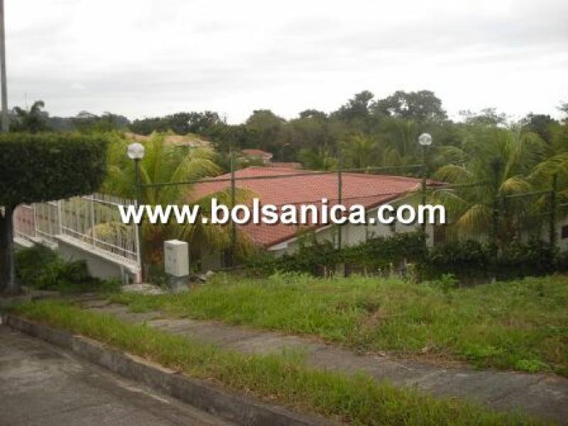 Se Vende Terreno en Altos de Santo Domingo, Managua