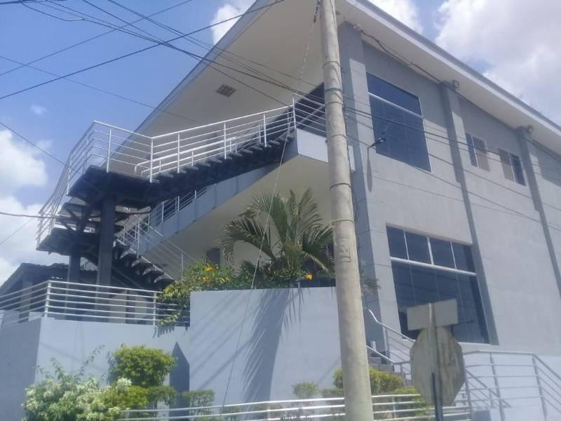Alquiler o Venta de Edificio en Villa Fontana, Managua.