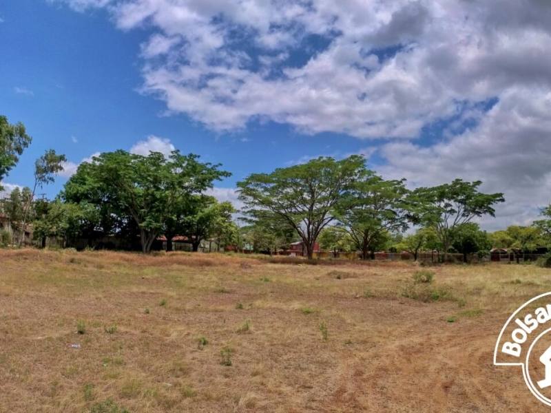 Venta de Terreno Carretera Norte Zona Mercado Mayoreo, Managua.