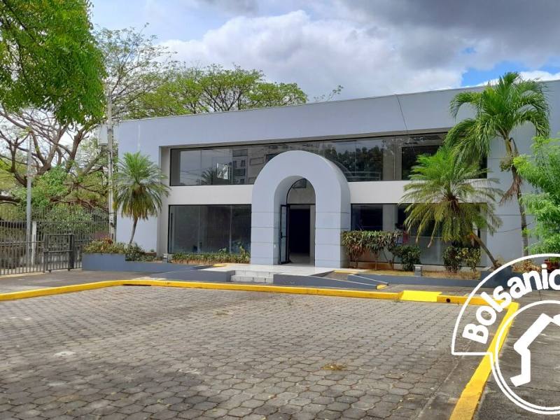 Alquiler de Edificio en Reparto San Juan, Managua