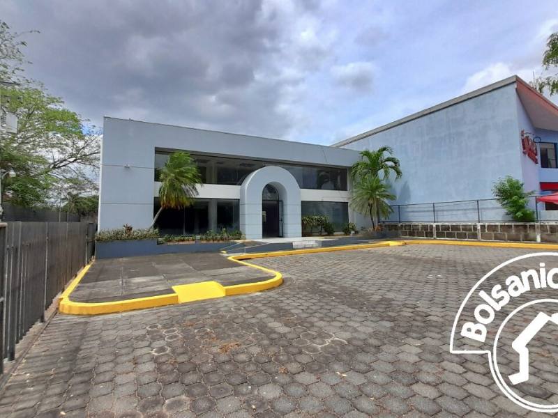 Alquiler de Edificio en Reparto San Juan, Managua