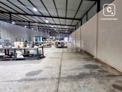 Bodega en alquiler en Carretera Masaya, Managua – 2,200 m²