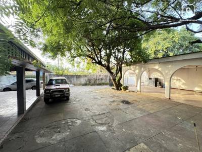 Local comercial en venta en Reparto San Juan, Managua – 4,000 varas²