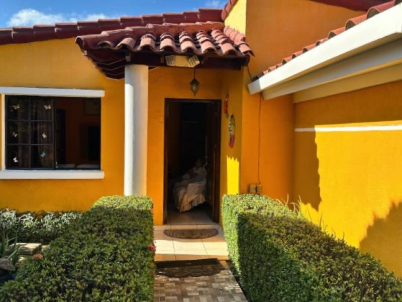 Venta casa Vistas de Esquipulas