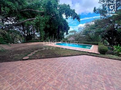 Casa en venta o alquiler en Villa Fontana, Managua – 4 hab, 800 m²