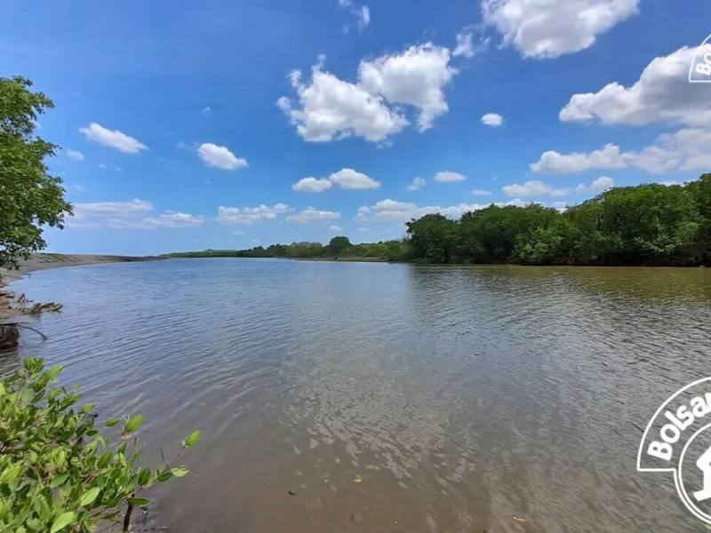 Venta de Propiedad 3km Playa Virgen Villa El Carmen