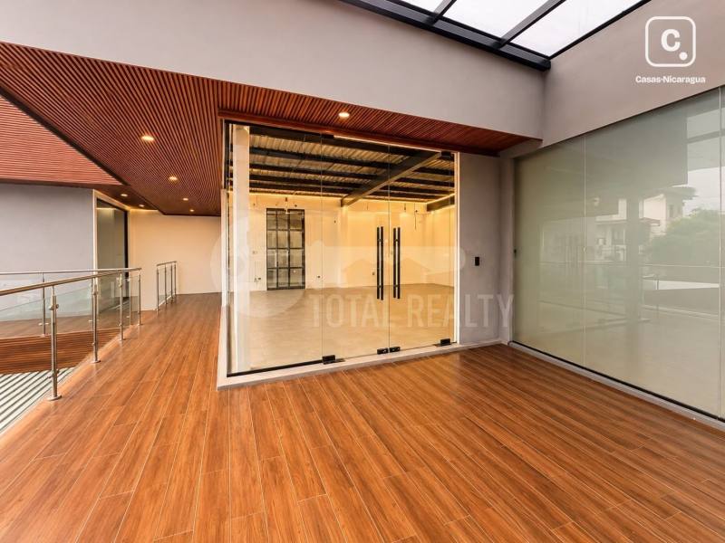 Local comercial en alquiler en Santo Domingo, Managua – US$ 3,450/mes