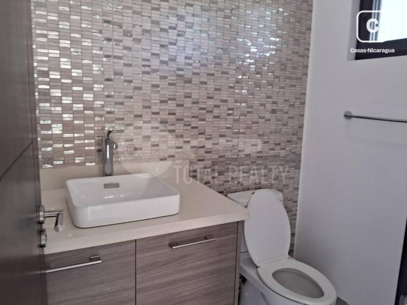 Casa en venta en Santo Domingo, Managua – US$ 580,000