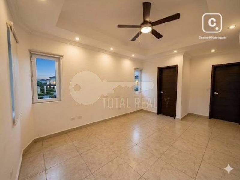 Casa en alquiler en Managua – US$ 1,500/mes