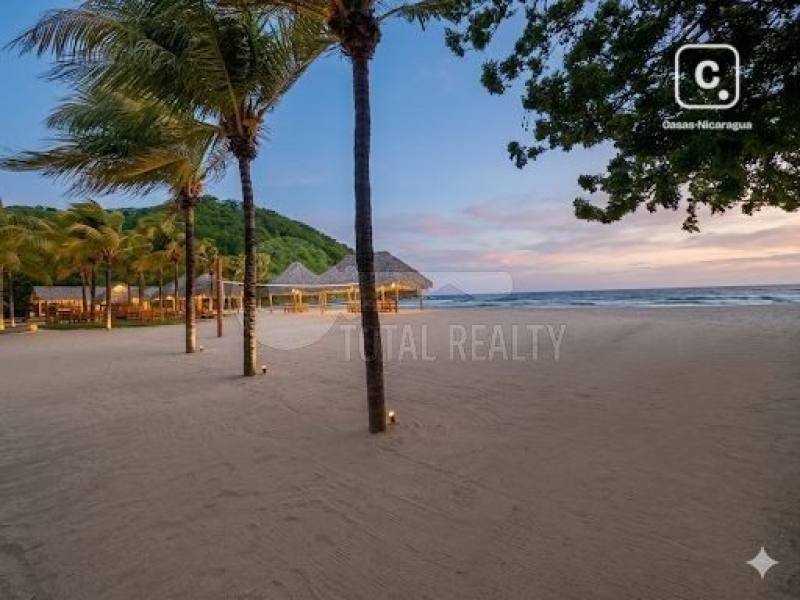 Propiedad de playa en venta en Guacalito de la Isla, Tola