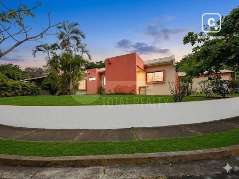 Casa en venta en Villa Fontana, Managua