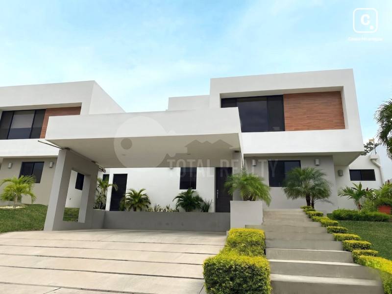 Casa en venta en Santo Domingo, Managua – US$ 370,000