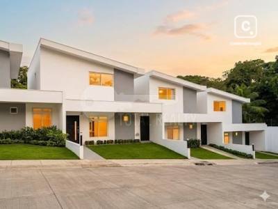 Casa en venta en Santo Domingo, Managua – US$ 150,000