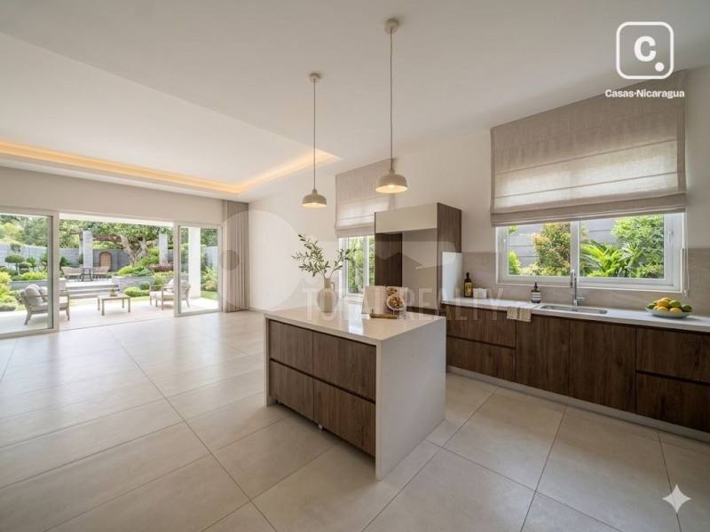 Casa en venta en Santo Domingo, Managua – US$ 450,000