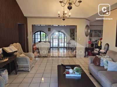 Casa en venta en Las Cumbres, Managua – 4 hab, 358 m²